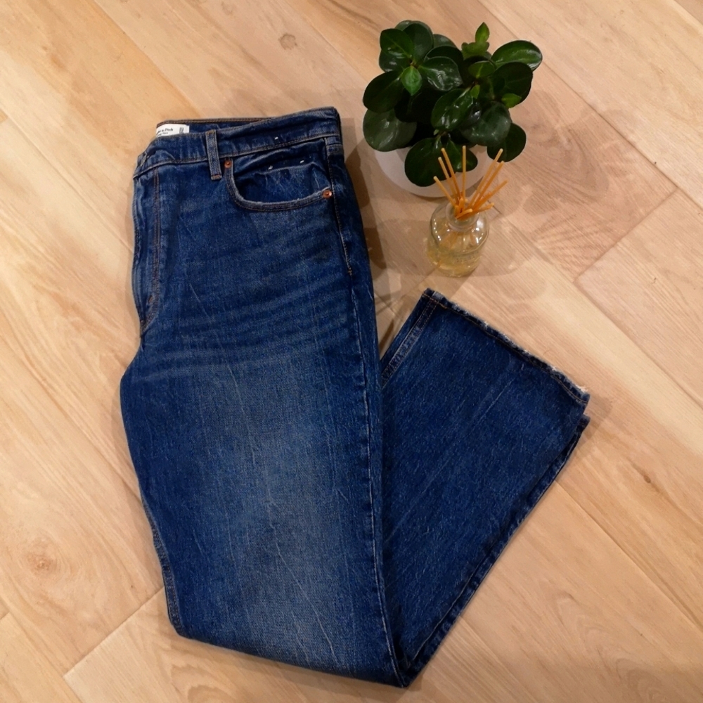 Abercrombie Flare Jeans NWOT